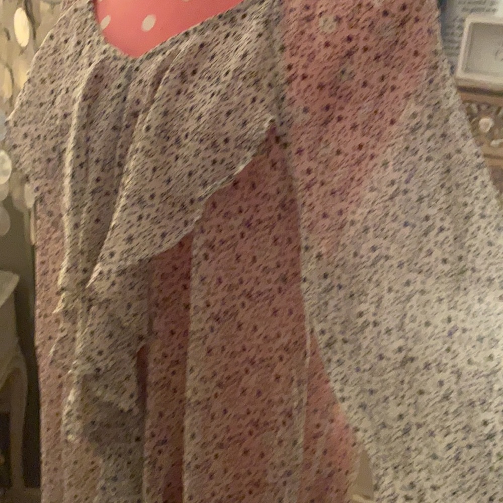 NWOT Ruffle star blouse - Picture 5 of 6
